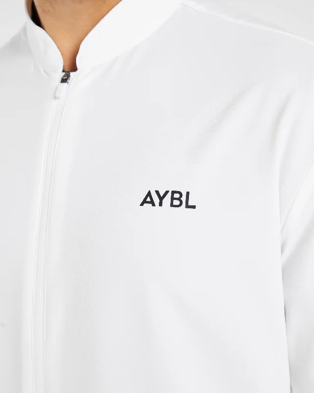 Performance Lightweight Windbreaker - White