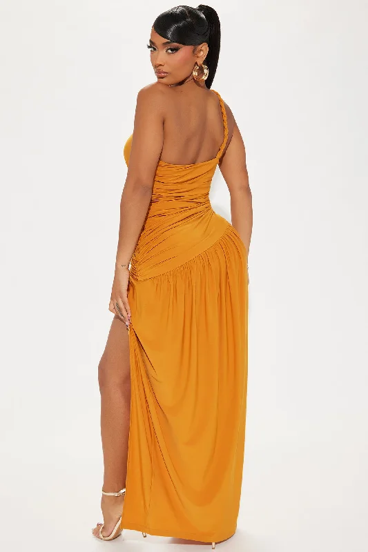 Alessia Ruched Maxi Dress - Cognac