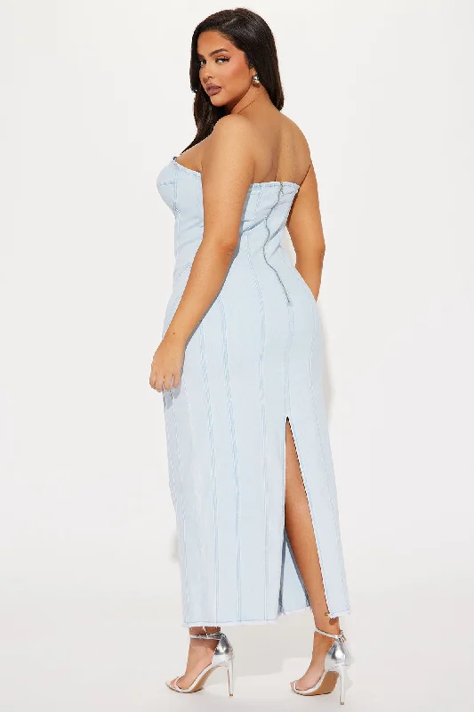 Main Attraction Denim Maxi Dress - Light Wash